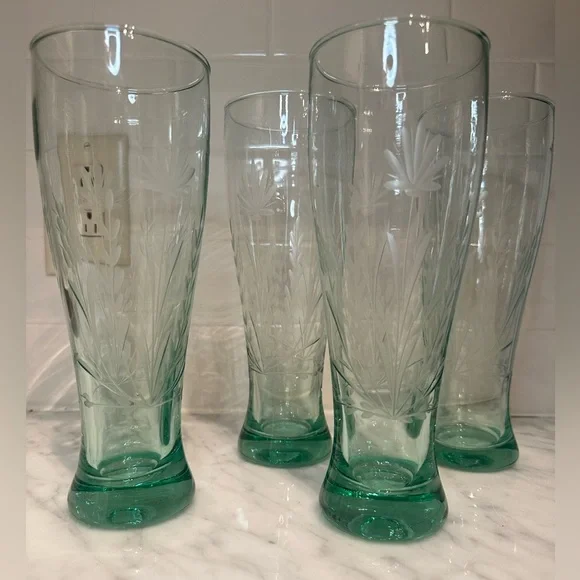 Vintage Etched Glass Beer Pilsner Glasses- 4 - Picture 3 of 3